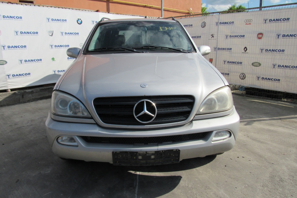 Dezmembrari Mercedes ML270 2.7CDI din 2002