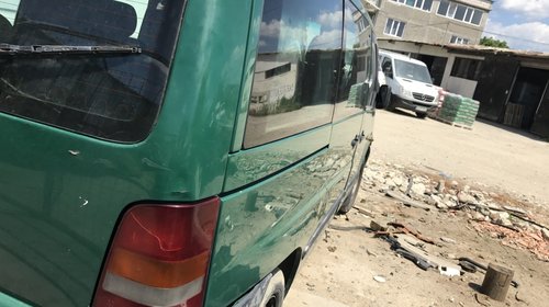 Dezmembrari Mercedes Vito 110 cdi 2001