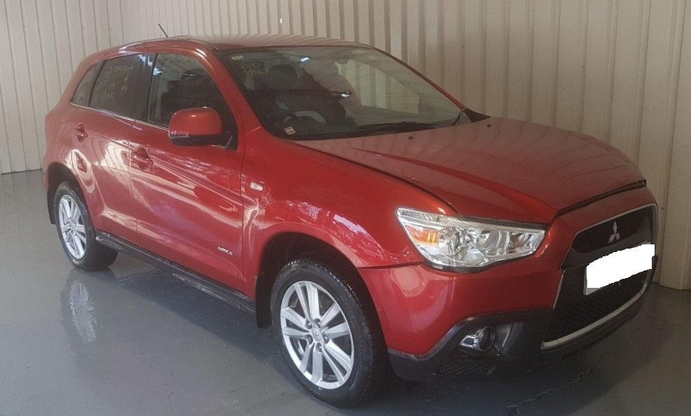 Dezmembrari Mitsubishi ASX 4x4 1.8 Diesel Manual Cod motor: 4N13