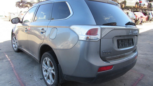 Dezmembrari Mitsubishi Outlander 2.3Di-D