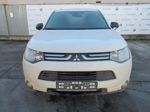 Dezmembrari Mitsubishi Outlander 2.3Di-D 2013