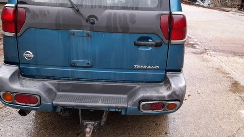 Dezmembrari Nissan Terrano 2 2,7 Tdi an 