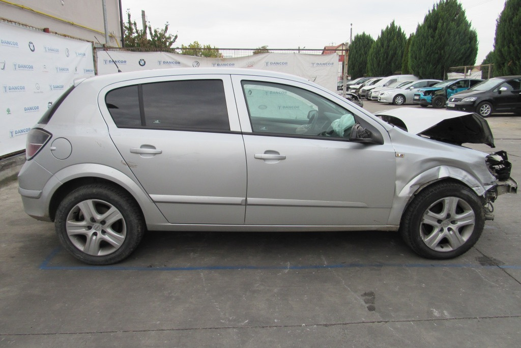 Dezmembrari Opel Astra 1.6i din 2008