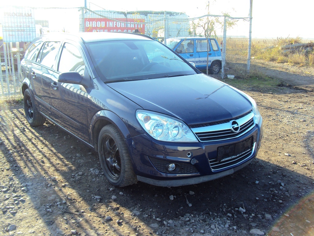 Dezmembrari Opel Astra H - 2008 -1.7CDTi