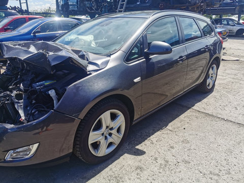 Dezmembrari Opel ASTRA J BREAK 2011