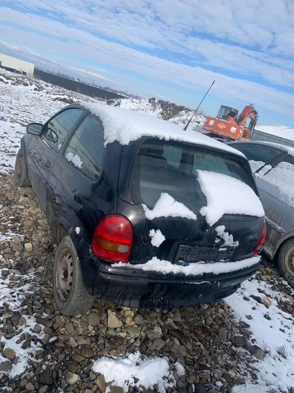 Dezmembrari Opel Corsa B 1998 1.4 benzina