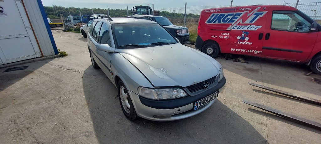 Dezmembrari Opel Vectra B 1.6 16v
