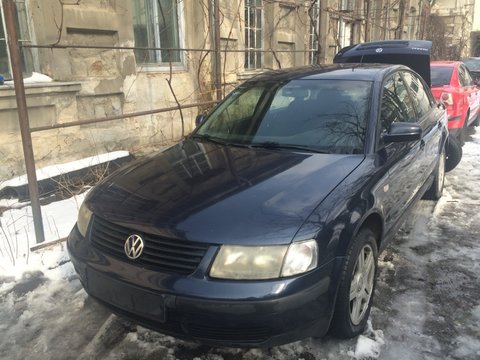 Dezmembrari Passat pompe duze 1.9 tdi