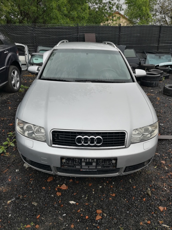 Dezmembrari piese Audi a4 b6 2002 V6 2.5