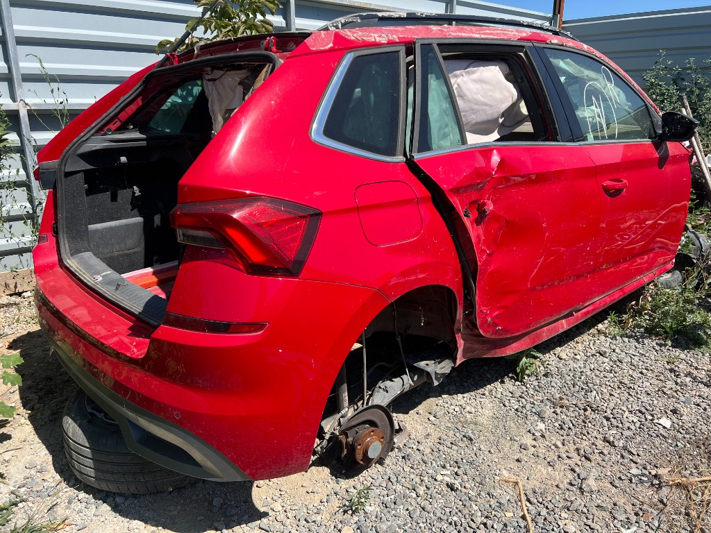 Dezmembrari Piese Skoda Kamiq bara spate usi stopuri punte spate fuzeta geamuri motor cutie