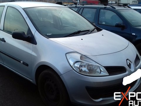 Dezmembrari Renault Clio 3 hatchback