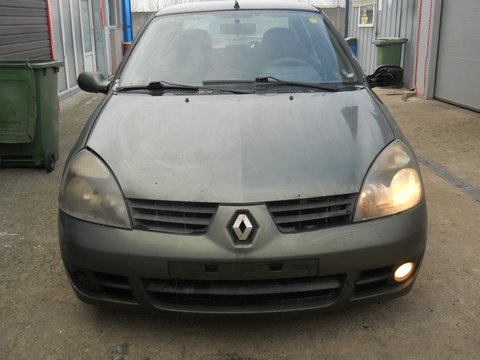 Dezmembrari Renault Clio Symbol 1.4 v an 2001