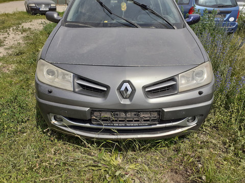 Dezmembrari Renault Megane 2 sedan 1.5 dci Euro3, 90cp culoare gri NV603