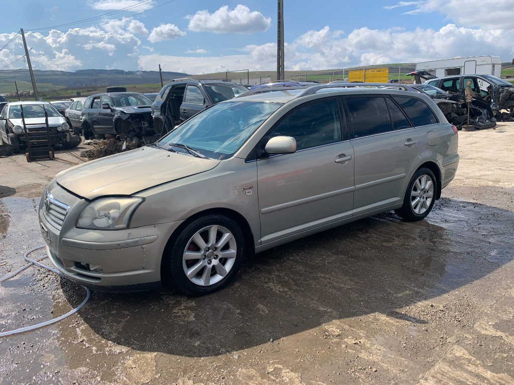 Dezmembrari Toyota Avensis 2005 break 1995 diesel