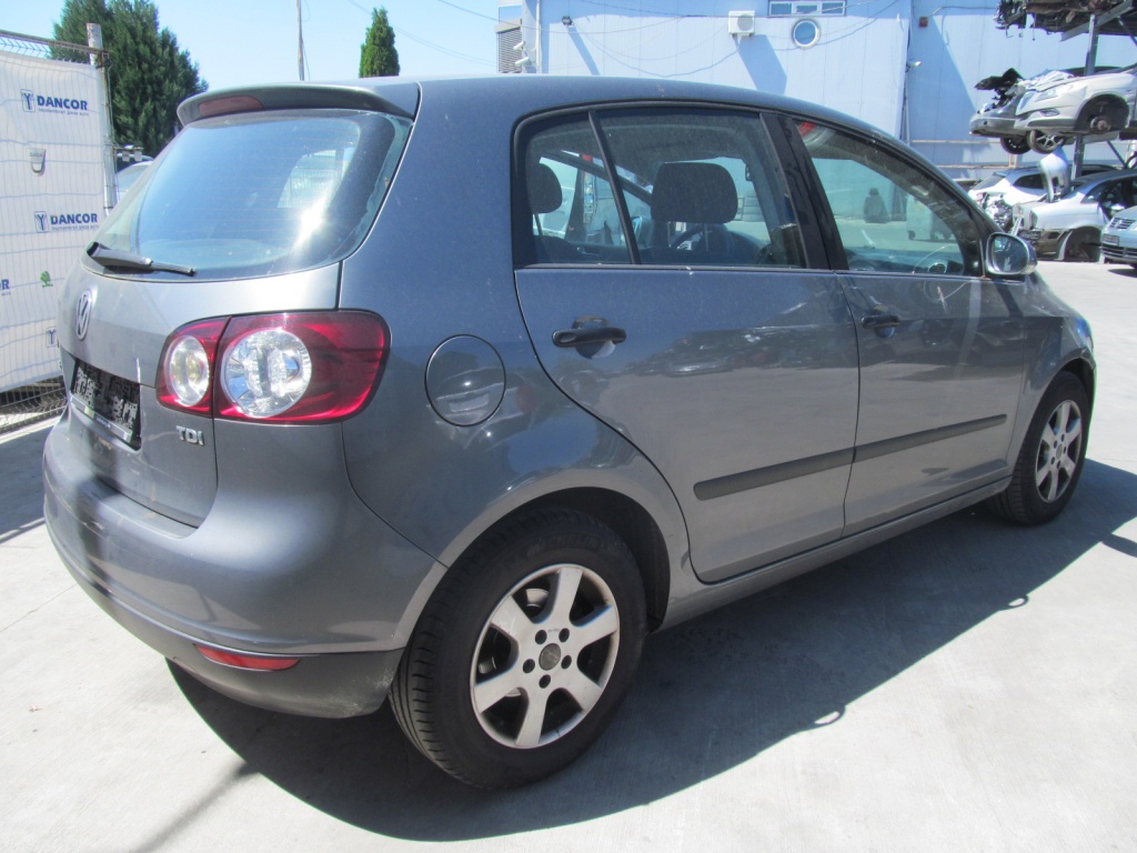 Dezmembrari Volkswagen Golf V plus 1.9TD