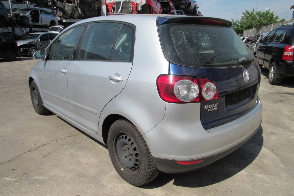 Dezmembrari Volkswagen Golf V plus 2.0TD