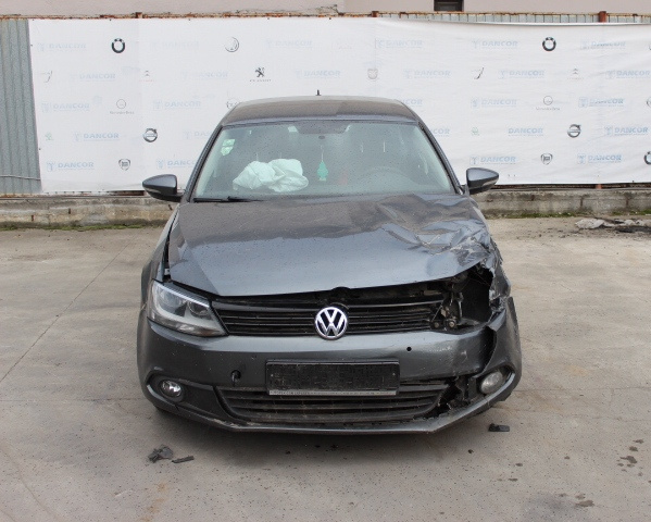 DEZMEMBRARI VOLKSWAGEN JETTA 1.6 tdi - COD MOTOR CAYC - 77KW/105CP EURO 5 - AN 2014