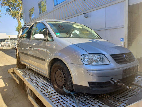 Dezmembrari Volkswagen Touran 1.6S, an 2003, BGU