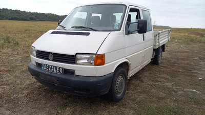 Dezmembrari Volkswagen Transporter T4 DOKA 2.5 TDI