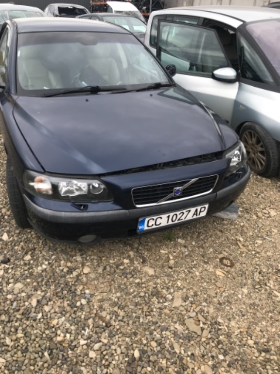 Dezmembrari Volvo S60