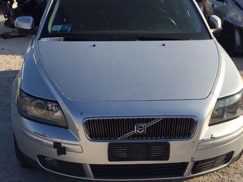 Dezmembrari Volvo v50 1.6L L4 80KW 2004-2012