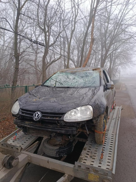 Dezmembrari VW Golf 5 an 2008, motor 1.9 tdi - BXE