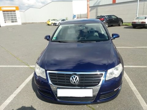 Dezmembrari VW Passat B6 1.9 BXE 2005