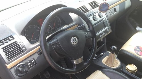 Dezmembrari VW Touran 1.9 TDI BLS an 200