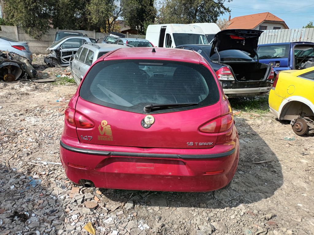 Dezmembrez Alfa Romeo 147 (937) 2000 - 2