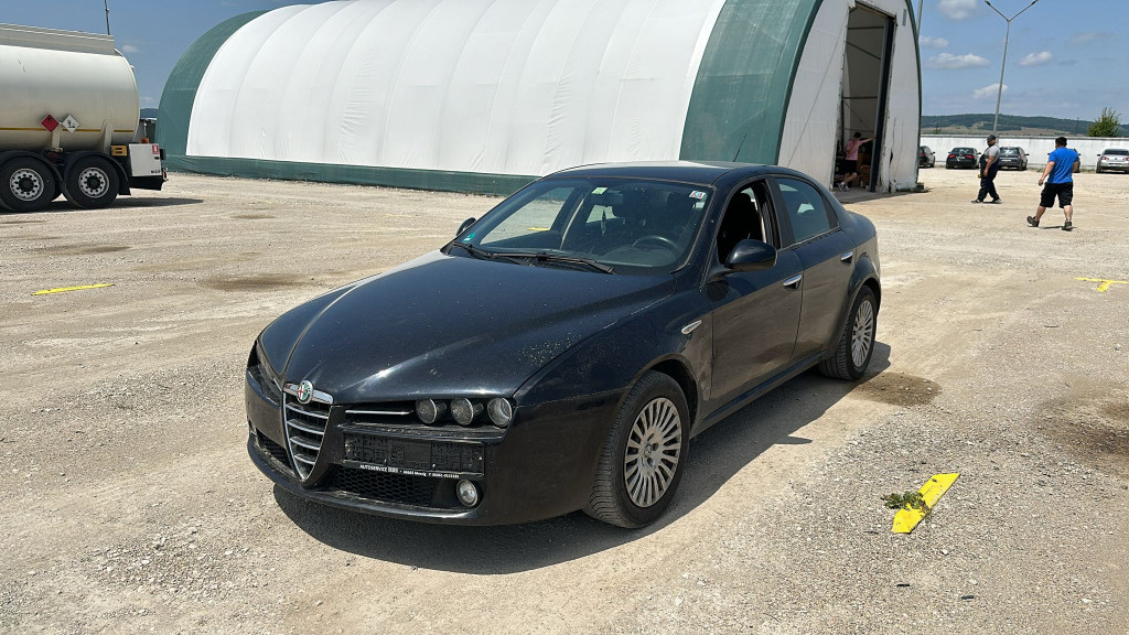 Dezmembrez Alfa Romeo 159 2.2jts navigatie cutie manuala in Cluj