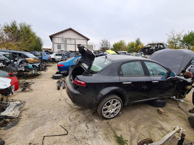 Dezmembrez Alfa Romeo 159 2007 berlina 2400