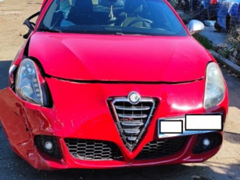 Dezmembrez Alfa Romeo Giulietta 2011 hatchback 1.6