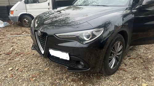 Dezmembrez Alfa Romeo Stelvio 2018 Sub 2