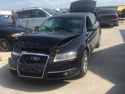 Dezmembrez Audi A6  an fabr 2006 motor 3 litri tdi cutie vit manuala 6 trepte 4 x4 combi