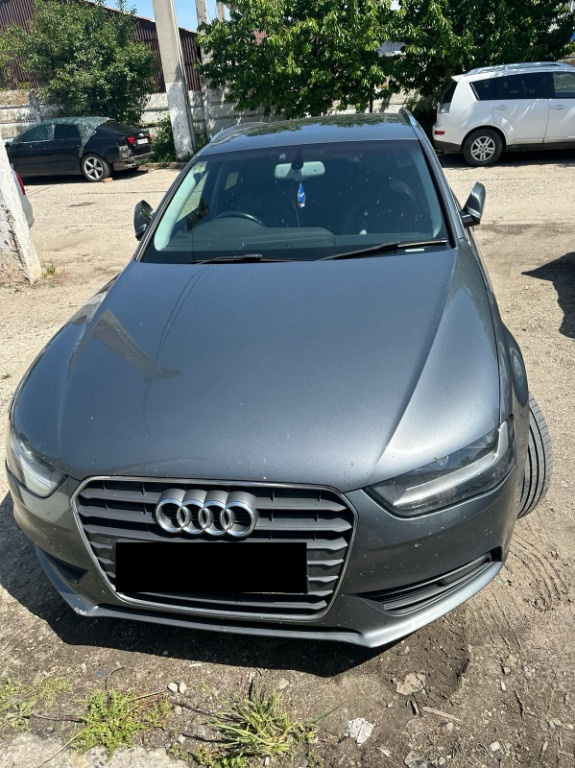 ✅ Dezmembrez Audi A4 2014 combi - 2.0 diesel CJC , Manual