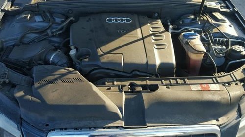 Dezmembrez Audi A4 8K 2.0tdi