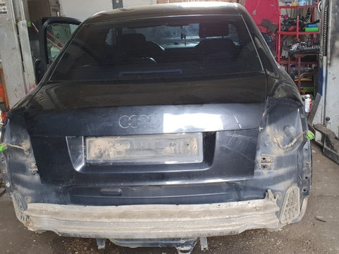 Dezmembrez Audi A4 B6 2002 Limuzina 2.5 diesel