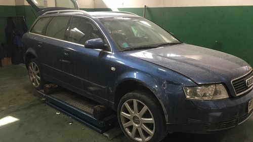 Dezmembrez Audi A4 B6 quattro,an fabrica