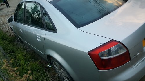 Dezmembrez audi a4 b6