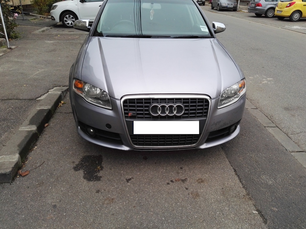 Dezmembrez Audi A4 B7 2.0 tdi bre S-LINE