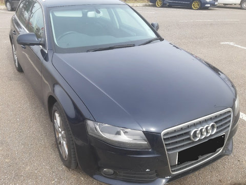 Dezmembrez AUDI A4 B8 2.0 TDI / CAGA cod culoare LZ5A