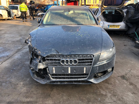 Dezmembrez Audi A4 B8 2008 Combi 1.8 TFSI