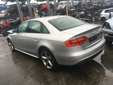 Dezmembrez Audi A4 B8 2009 berlina 2.0 tdi