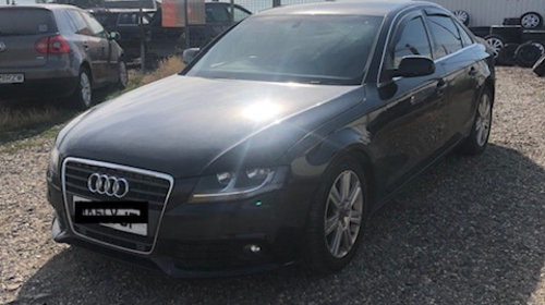 Dezmembrez Audi A4 B8, an 2011 ,2,0tdi t