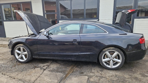 Dezmembrez Audi A5 2009 Coupe 2.7 TDI CG