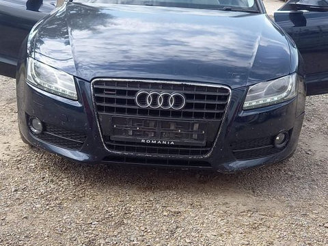 Dezmembrez Audi a5 motor 3.0 tdi tip CAPA calandru radiator trager fata completa bot complet portiera macara geam broasca usa portiera stângă dreaptă fata spate kit pornire fusta bara spate oglinda stop tripla lampa stanga dreapta