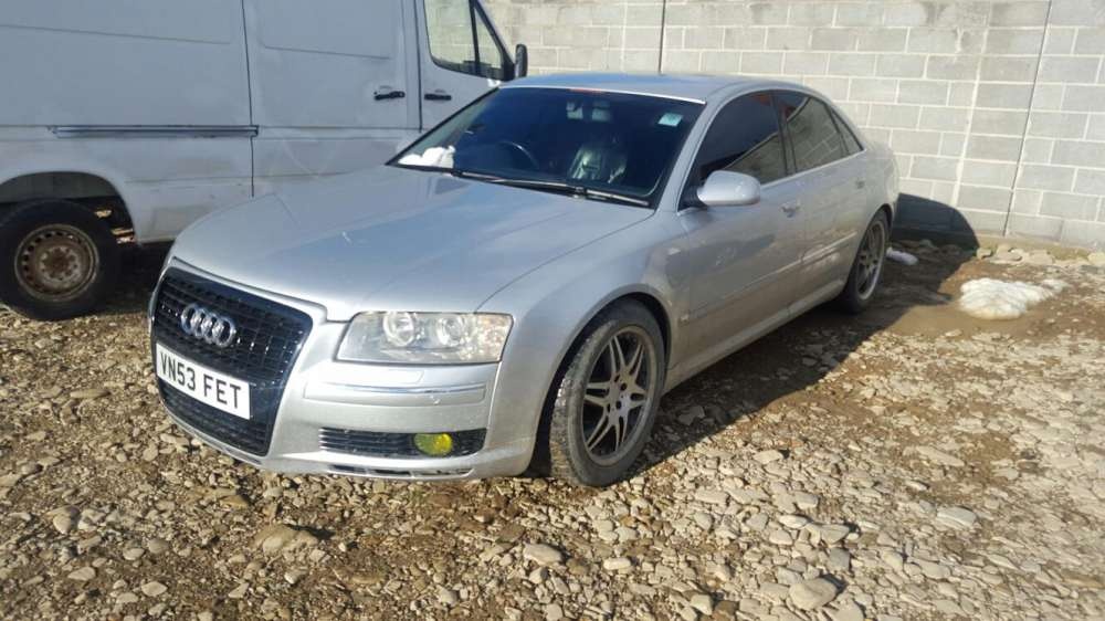 Dezmembrez audi a8 motor 4.0 tdi