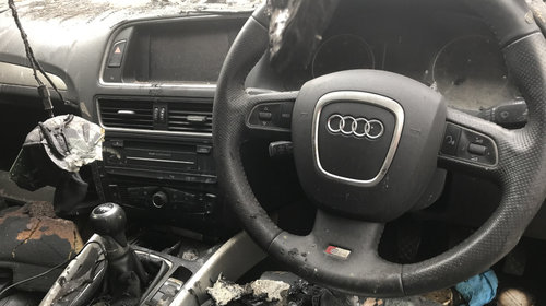 Dezmembrez Audi Q5 2010 suv 2.0 tdi