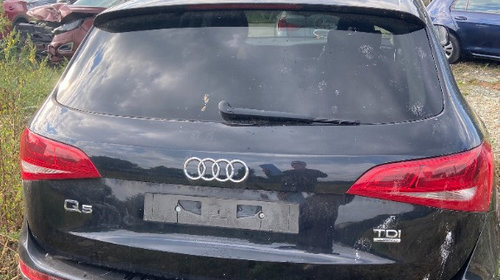 Dezmembrez Audi Q5