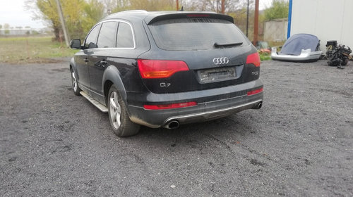 Dezmembrez Audi Q7 3.0 TDI V6 motor BUG 